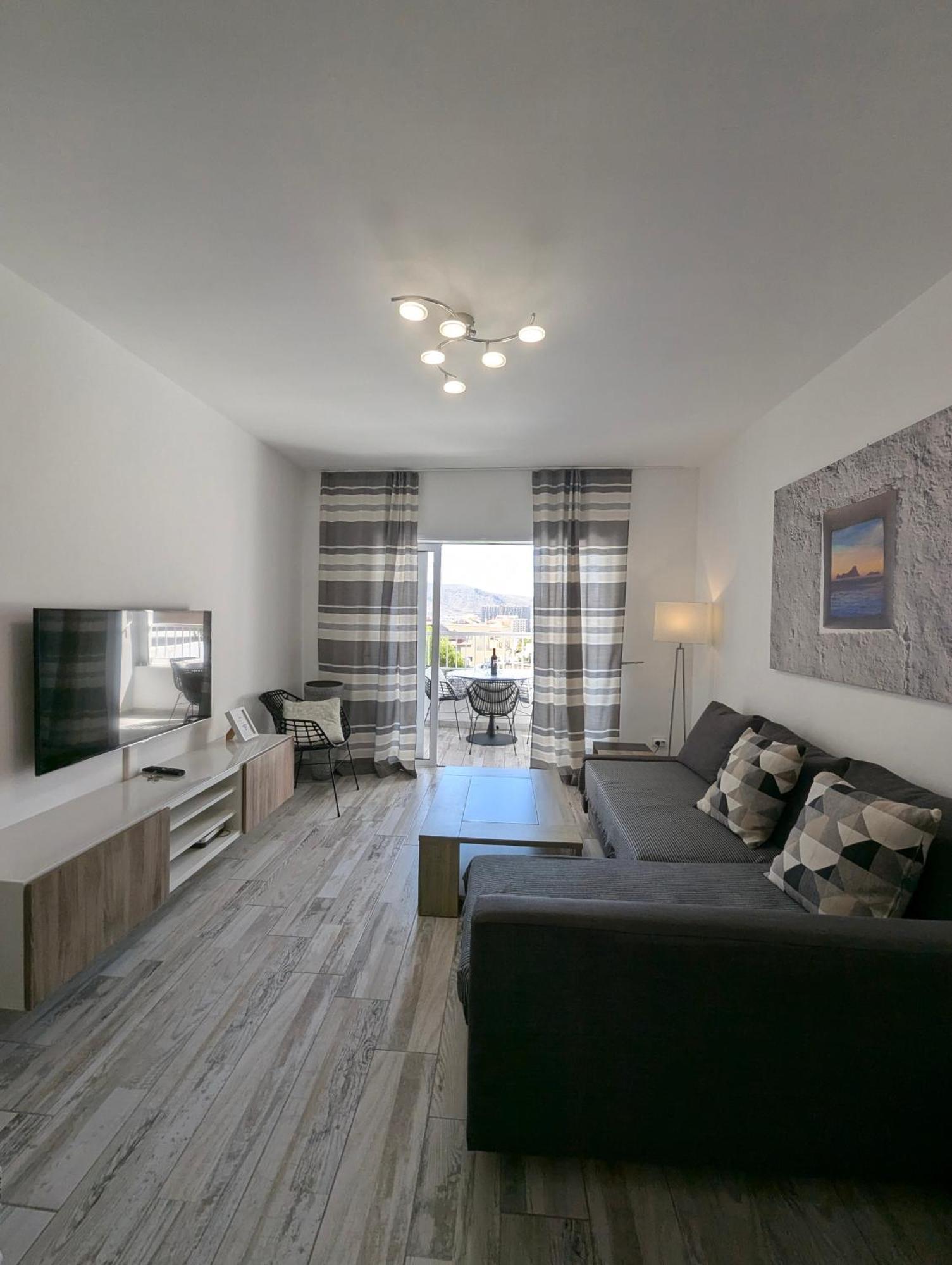 Guincho  Cozy Apartment In Los Cristianos מראה חיצוני תמונה