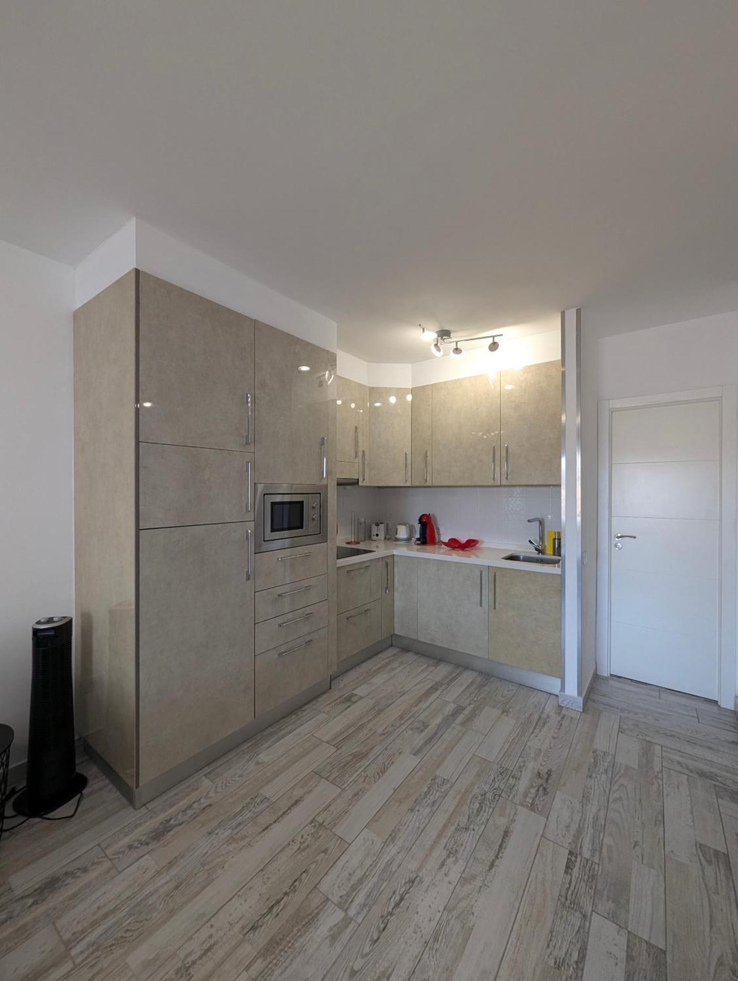 Guincho  Cozy Apartment In Los Cristianos מראה חיצוני תמונה